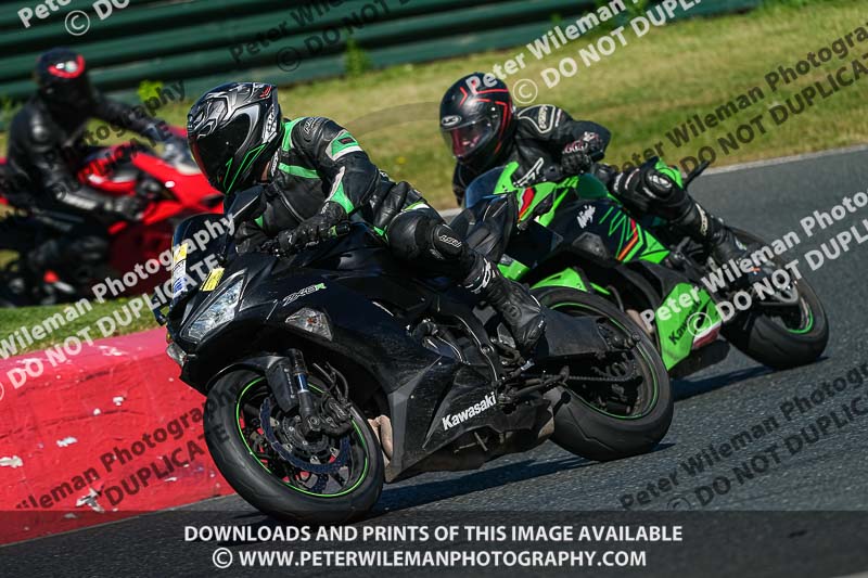 enduro digital images;event digital images;eventdigitalimages;mallory park;mallory park photographs;mallory park trackday;mallory park trackday photographs;no limits trackdays;peter wileman photography;racing digital images;trackday digital images;trackday photos